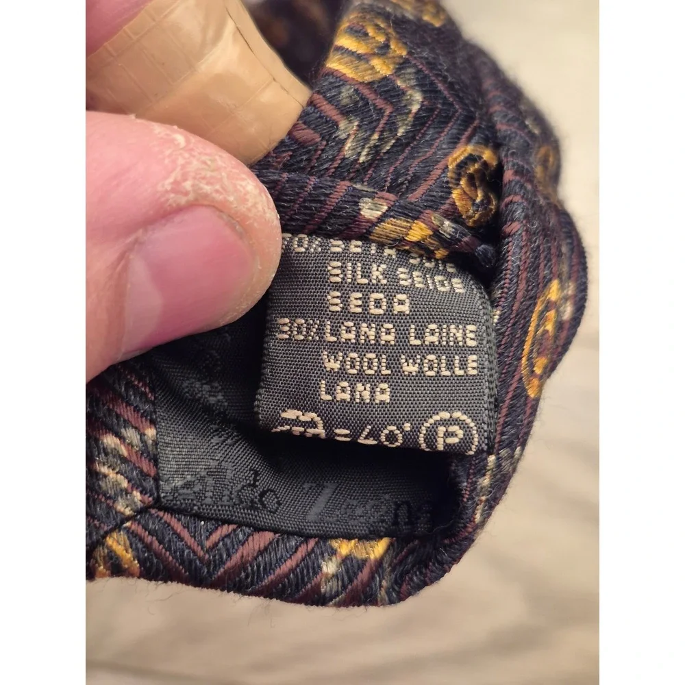 Ermenegildo Zegna Silk Wool Tie Navy Gold Geometric Medallion Made in Italy VTG